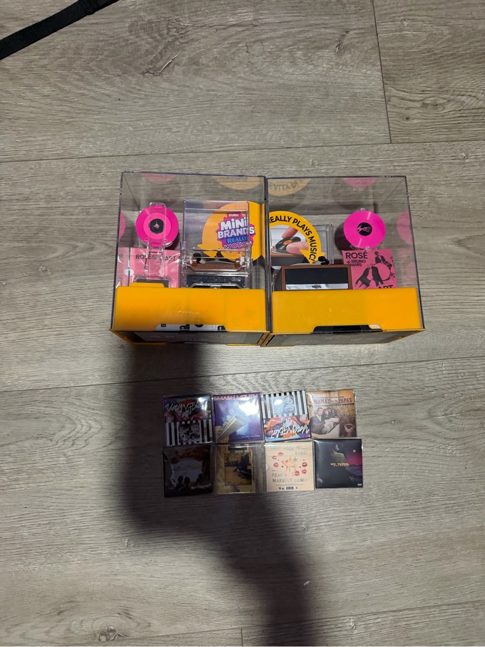Zuru Mini Record Player